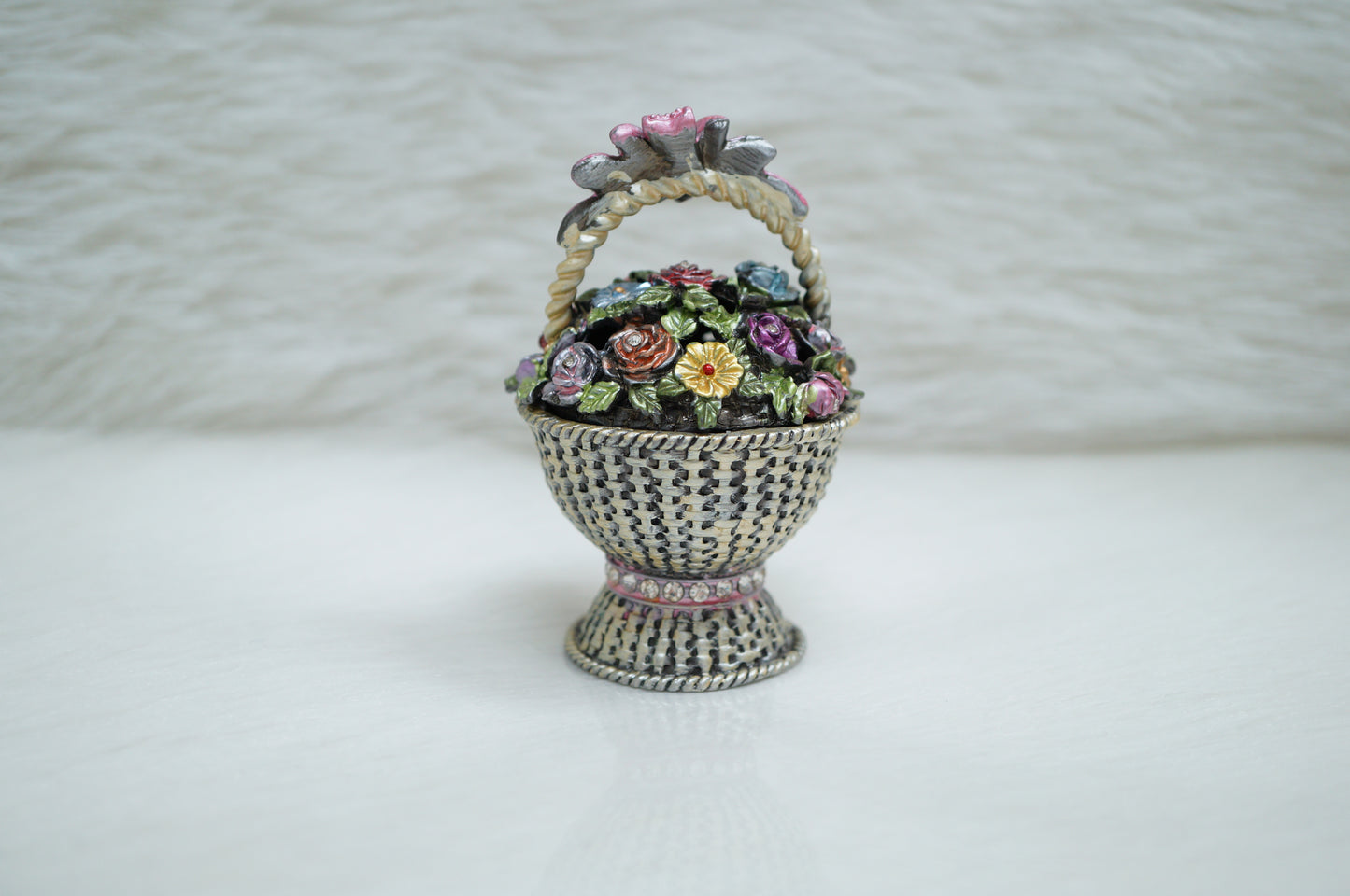 Cristiani Collezione Flower Basket Trinket Box.