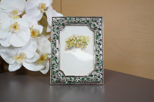 Vintage Leaf with Green Crystal Silver Rectangle Free Standing Photo Frame 3"x5"