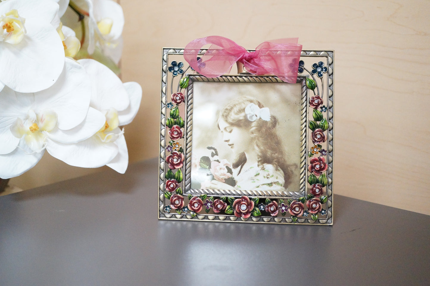Vintage Floral Ornate Square Free Standing Desk Photo Frame 3.25"x3.25"