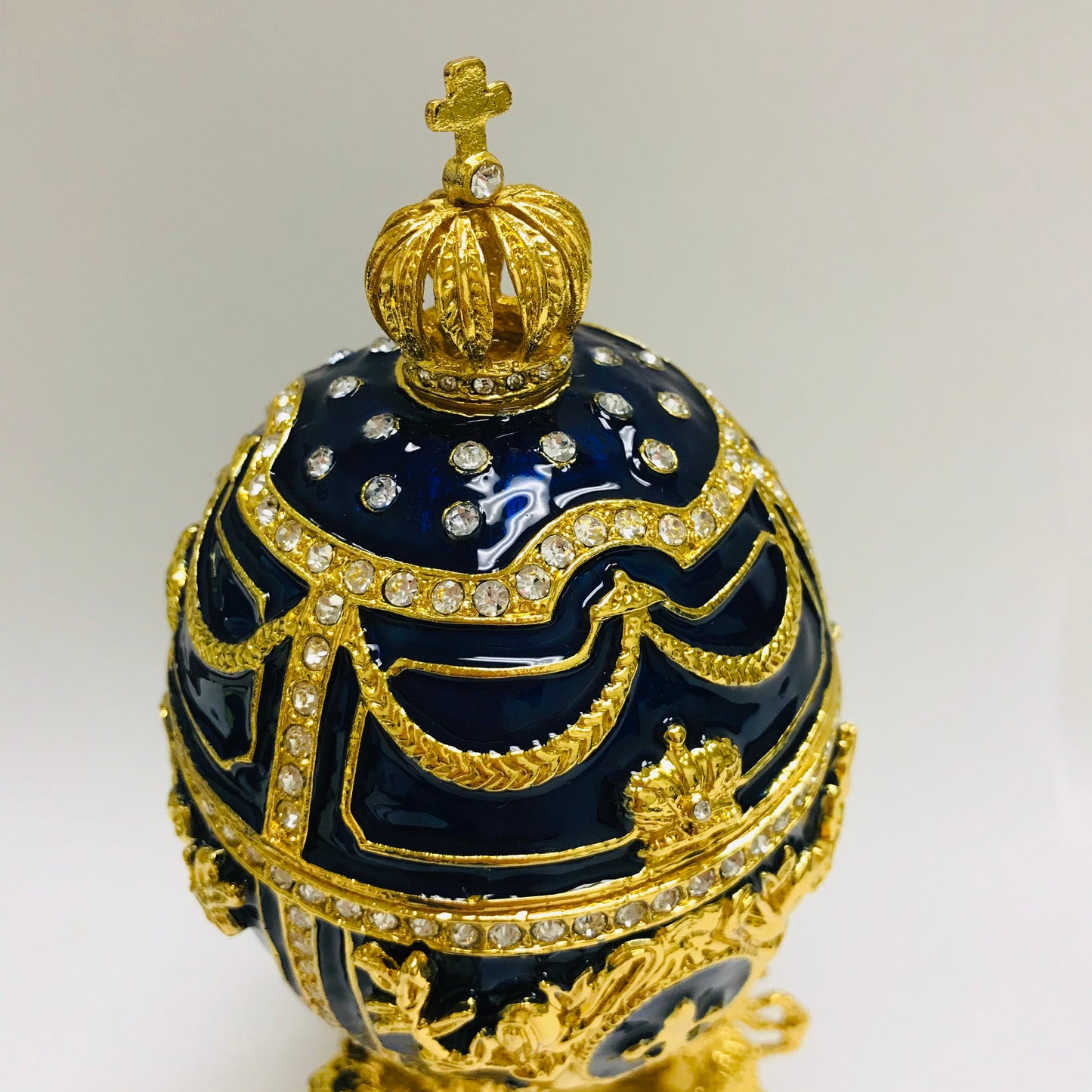 Cristiani Collezione Large Blue Gold Lion Musical Egg Trinket Box.